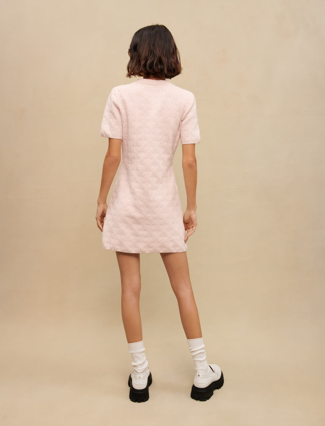 Vestido rosa de punto texturizado