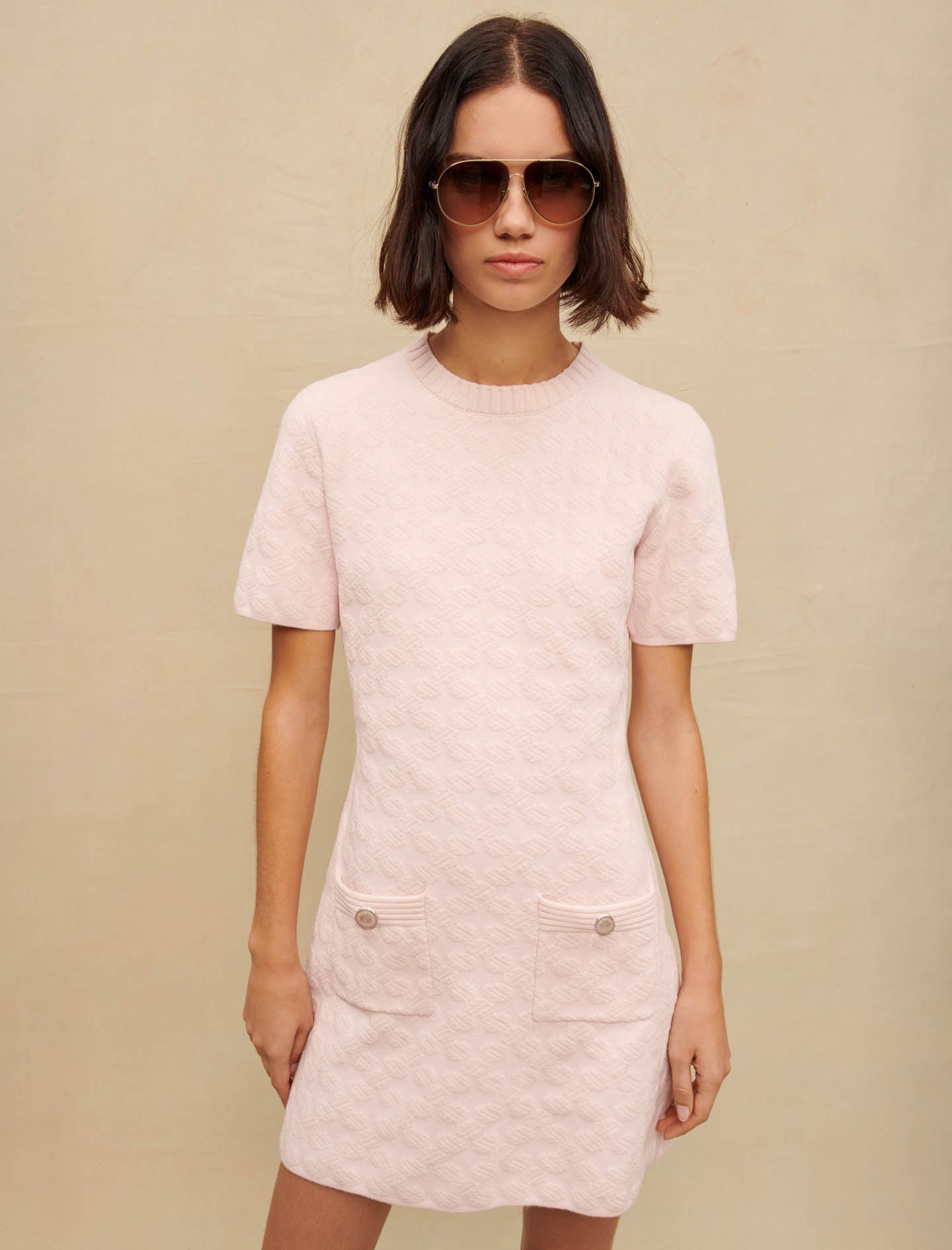 Vestido rosa de punto texturizado