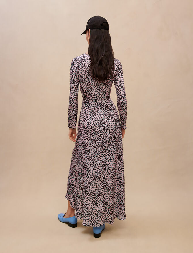Vestido largo satinado y calado