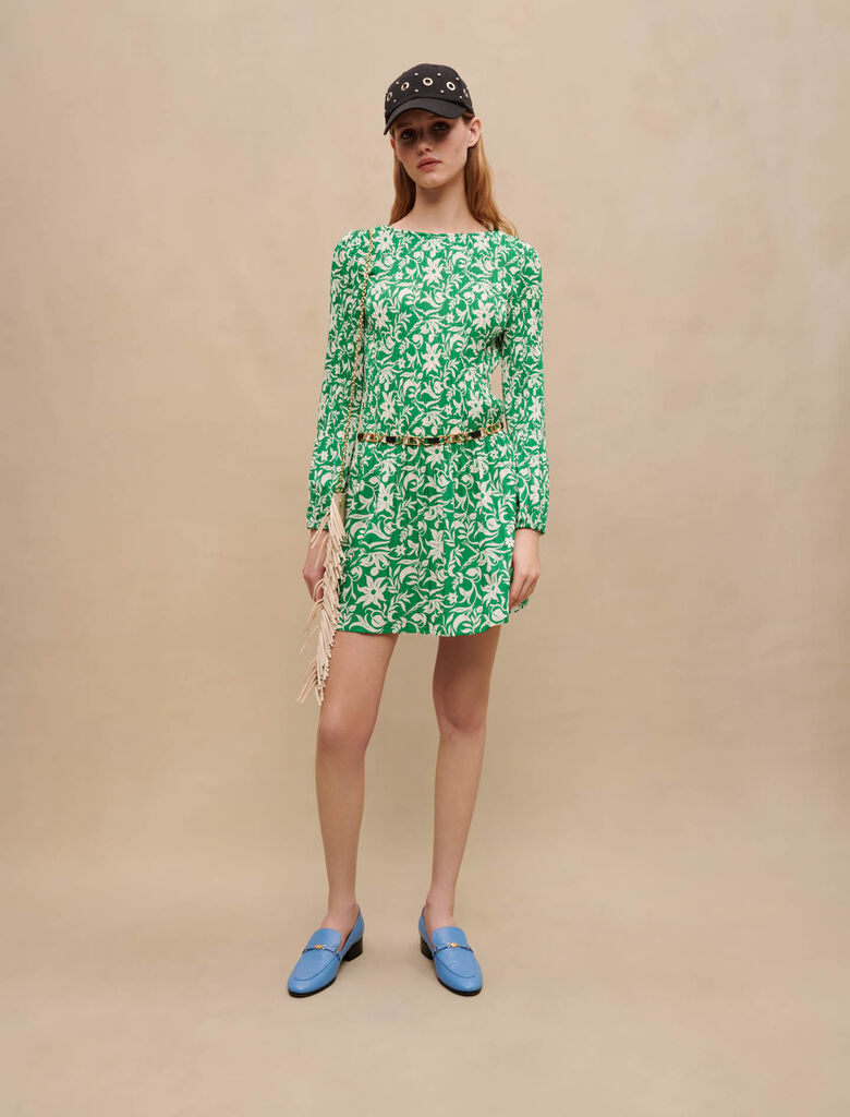 Vestido corto de manga larga
