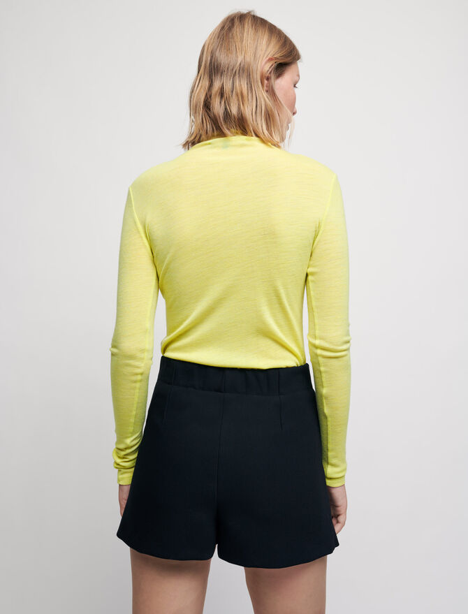 Short trampantojo con botones de espejo