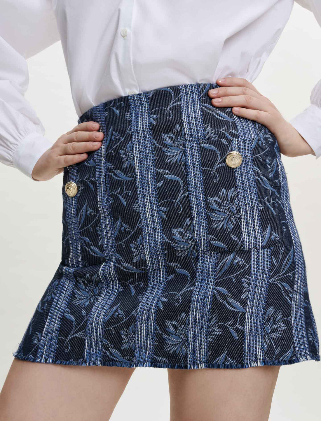 Falda corta de jacquard