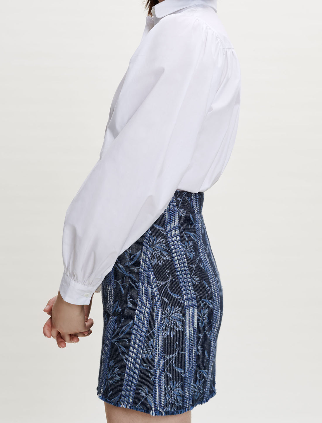 Falda corta de jacquard