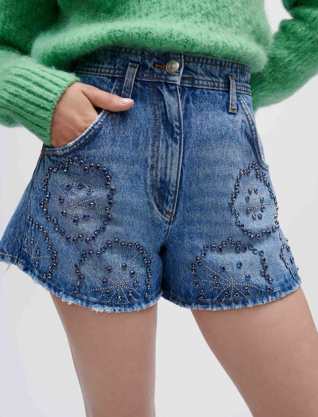 Short vaquero de pedrería