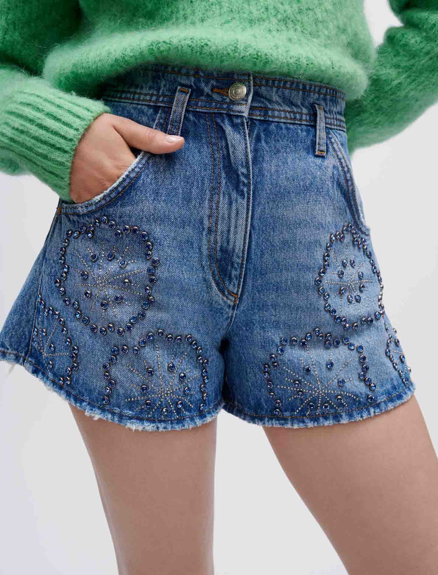 Short vaquero de pedrería