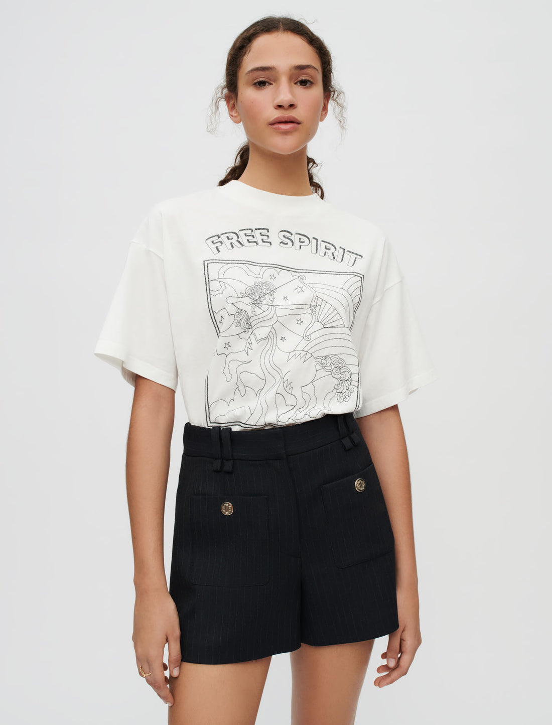 Short rayas estilo tenis detalles metal