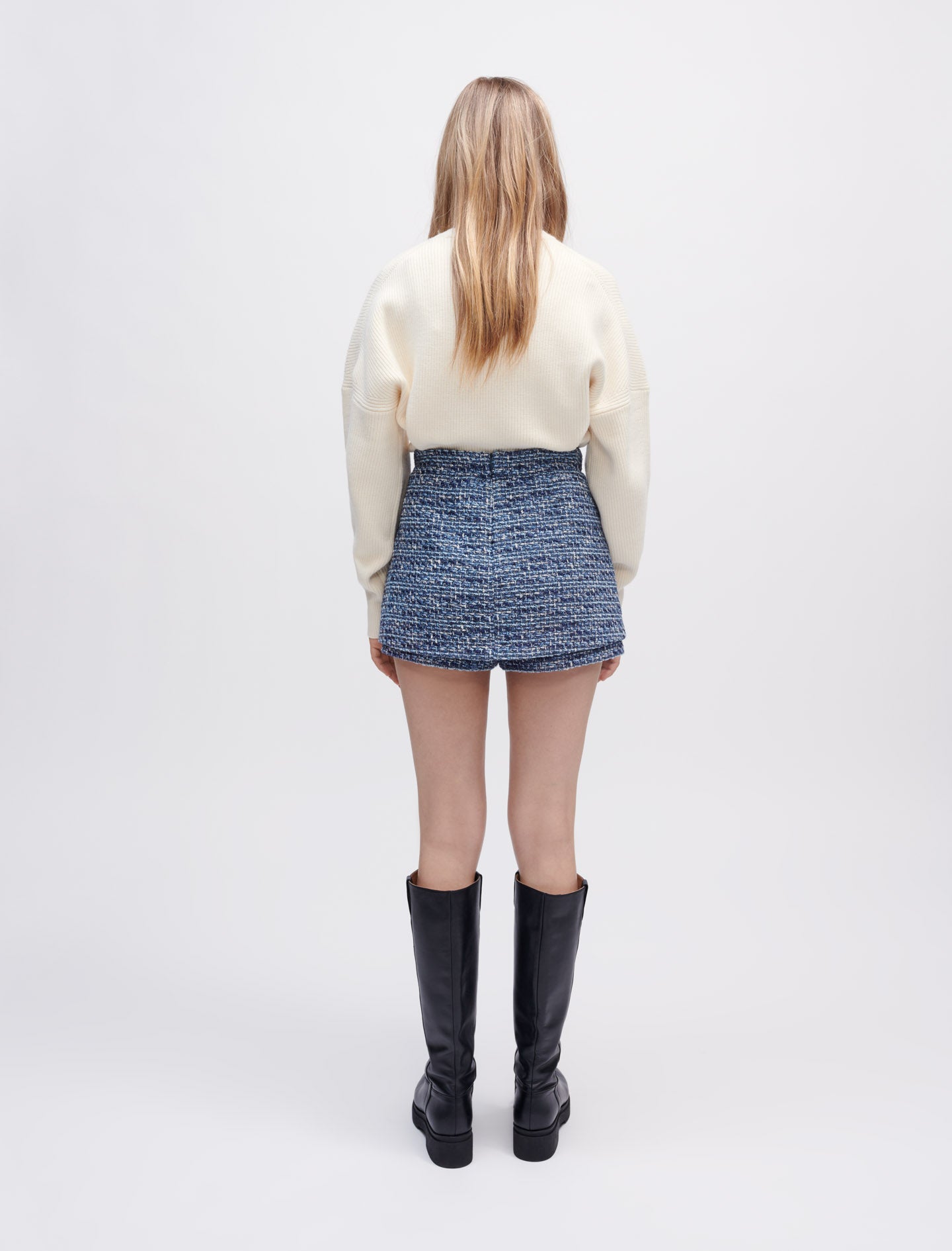 Short trampantojo de tweed
