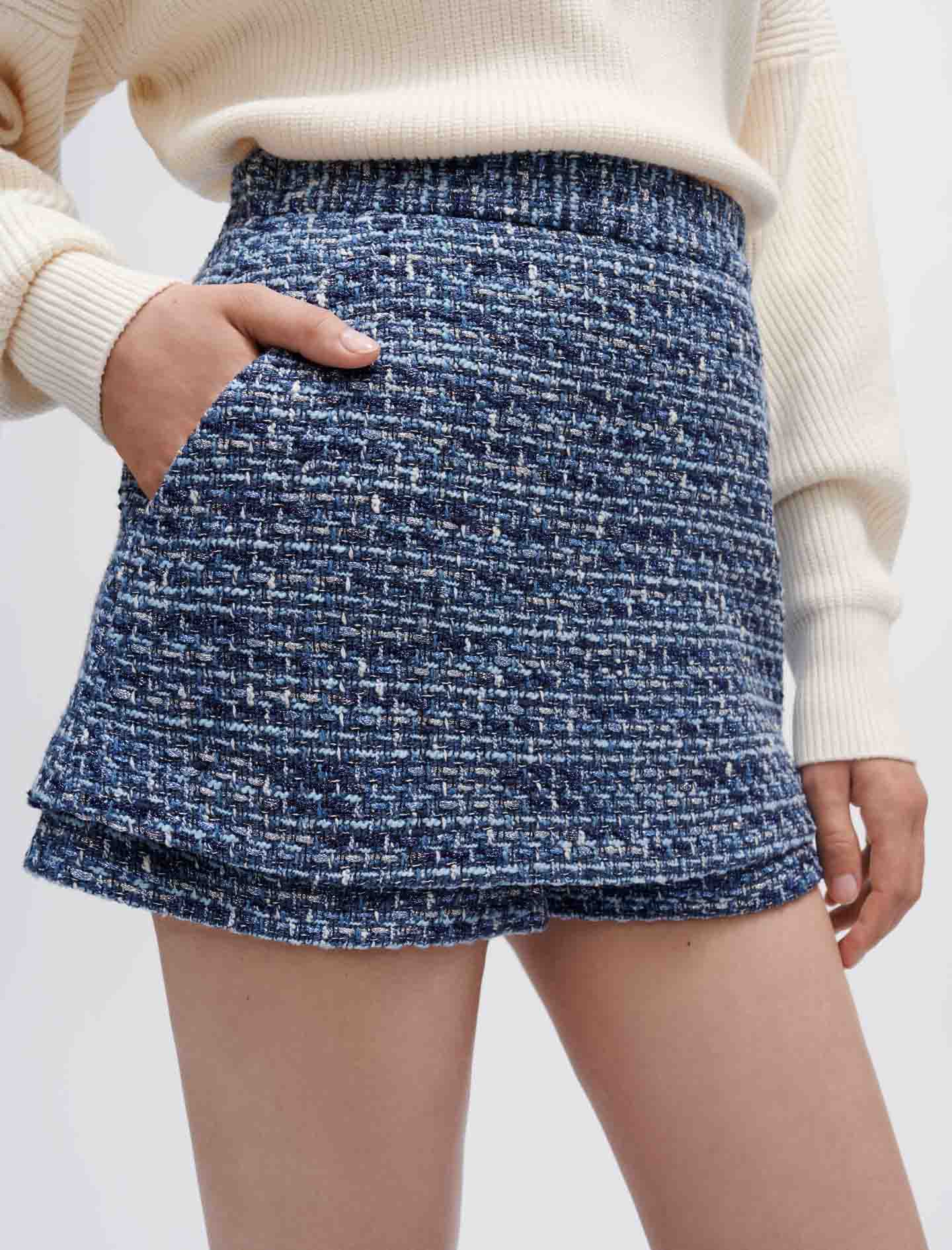 Short trampantojo de tweed