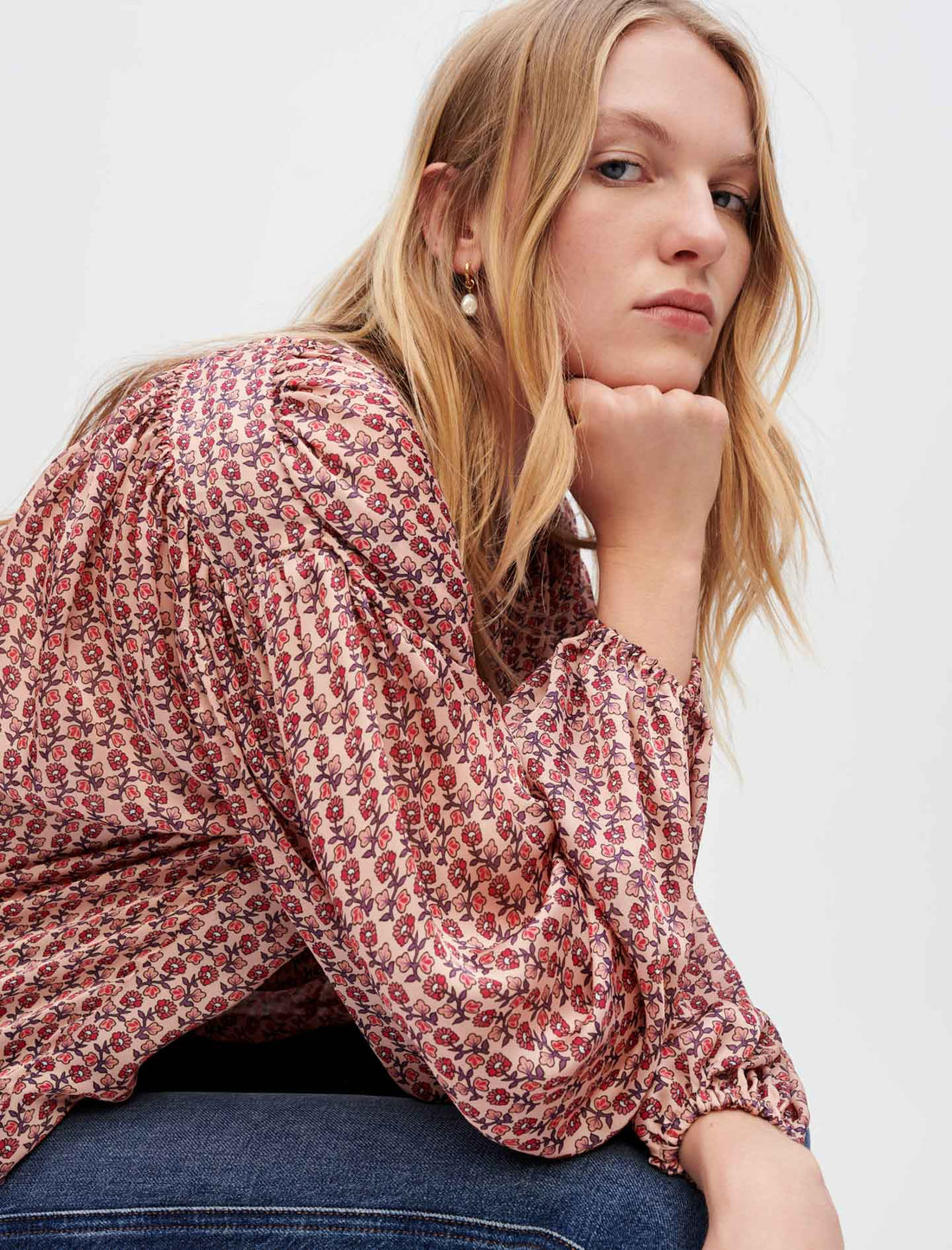 Top fluido con estampado de miniflores