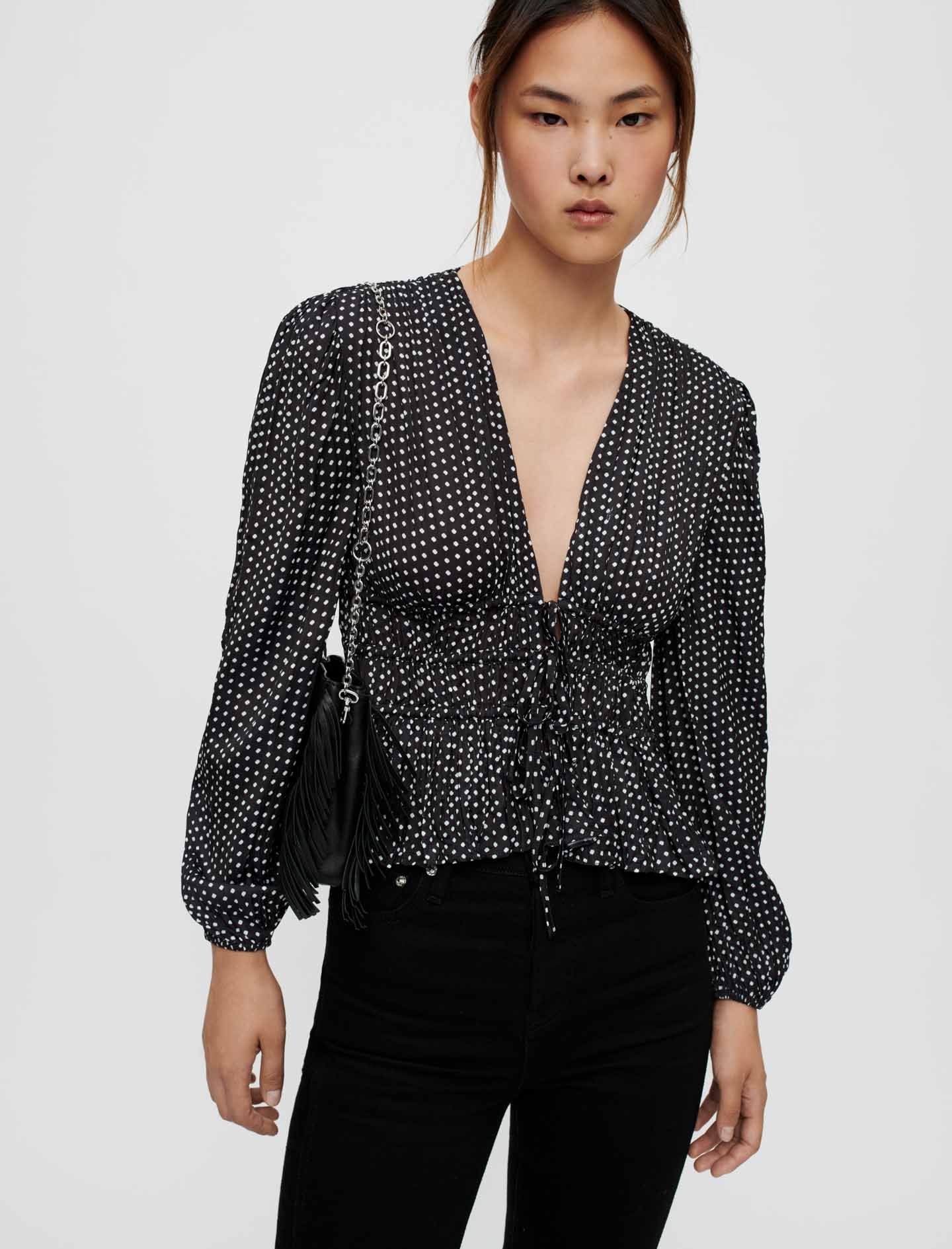 Top de raso estampado topos Mini Clover