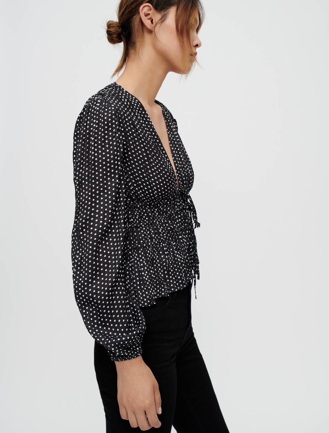 Top de raso estampado topos Mini Clover