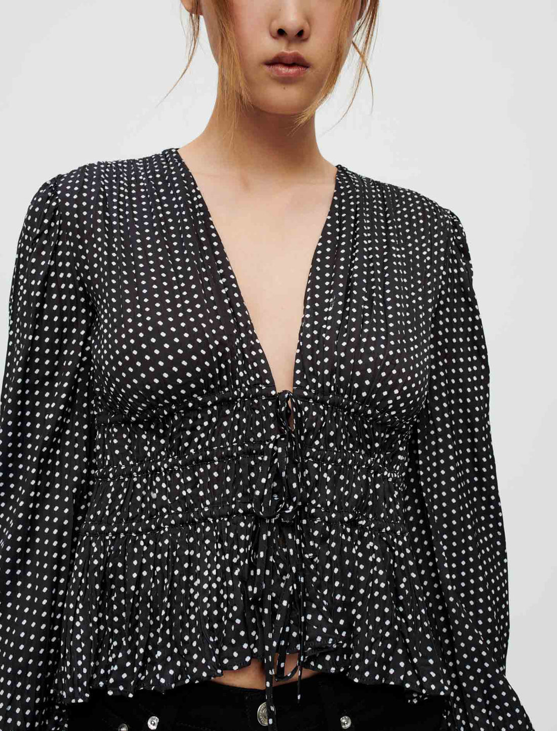 Top de raso estampado topos Mini Clover