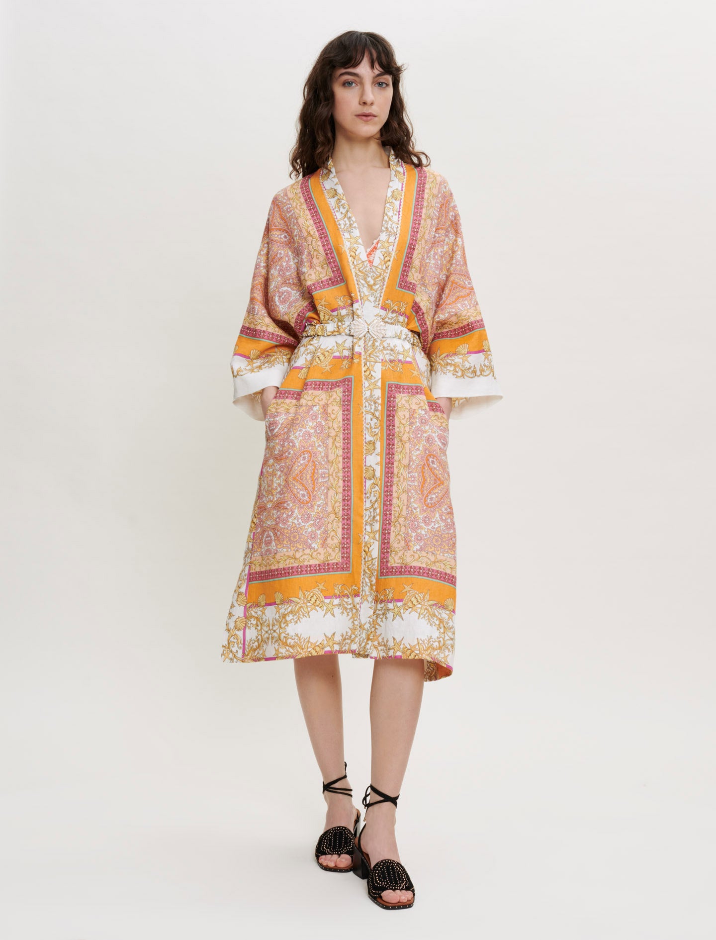 Kimono de lino con estampado pañuelo