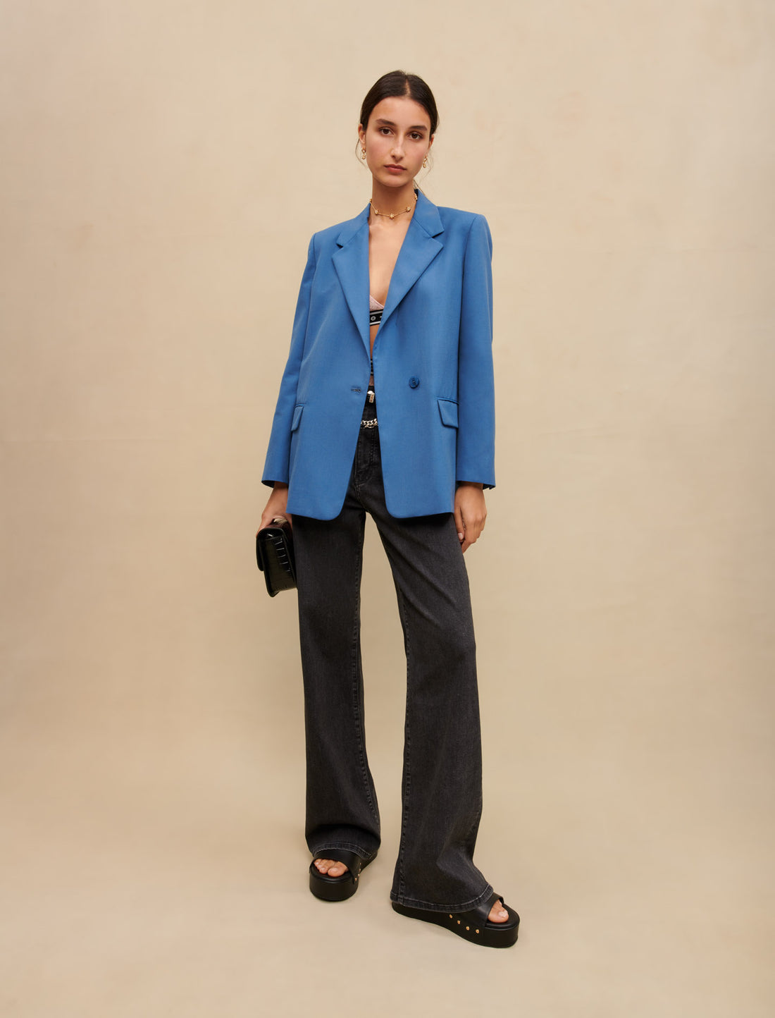 Chaqueta azul de sastre recta