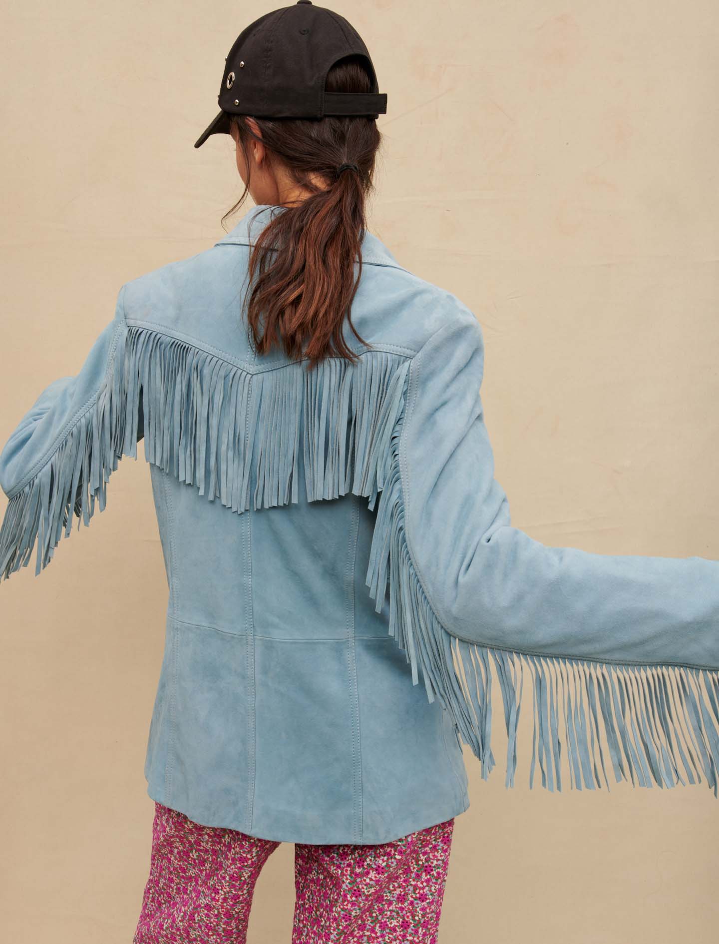 Chaqueta de ante con flecos
